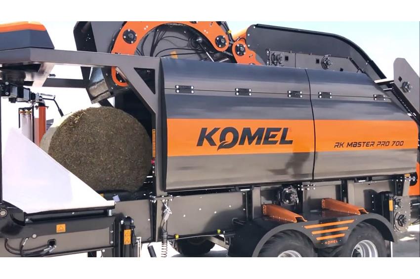 KOMEL 700 kg fodder corn packing machine